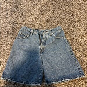 Vintage Levi's Women's Blue Jean Shorts